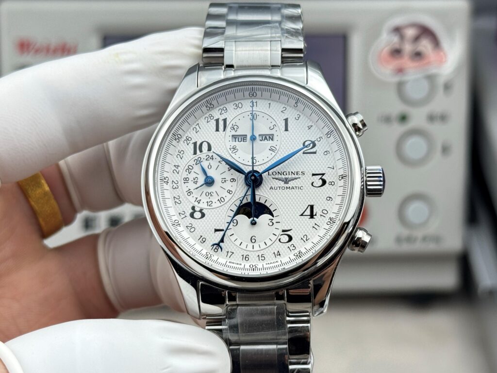 Artisan Grand Calendar · White