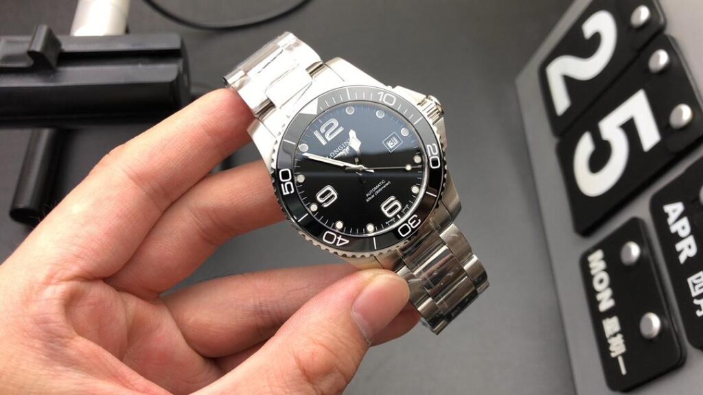 Ocean Ranger · Black