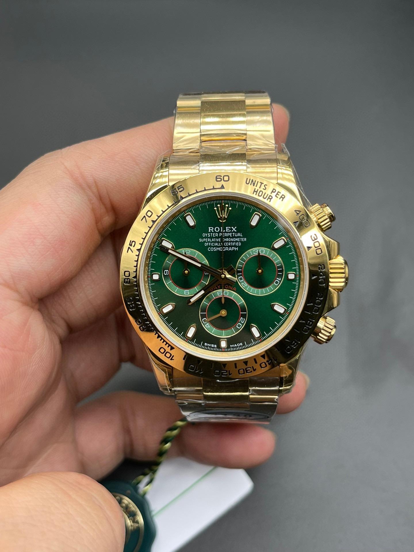 Velocity Chrono · Green Gold